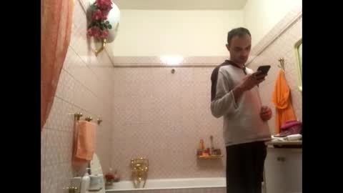 Zenith online show from December 3, 9:34 pm