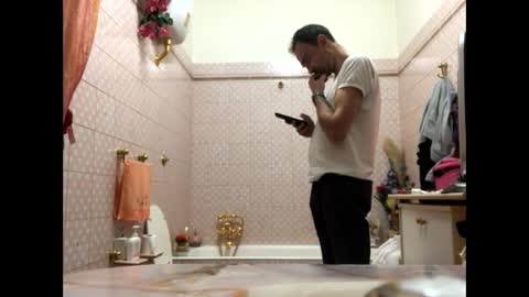 Zenith online show from January 21, 9:25 pm