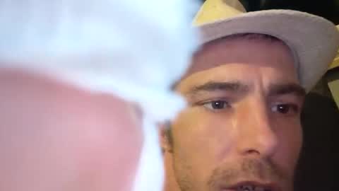 Snapshot of vinnie8888889 chatting on March 5, 9:44 pm Vince online show from March 5, 9:44 pm