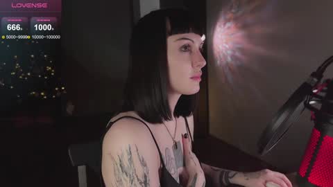 Diva Silvia online show from December 20, 10:00 pm