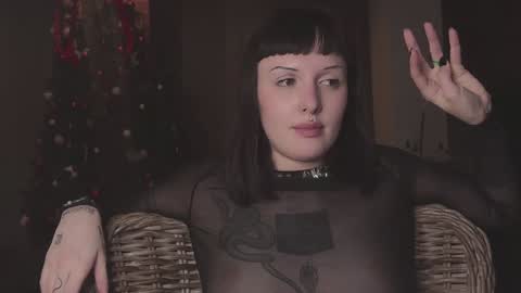 Diva Silvia online show from December 25, 9:11 pm