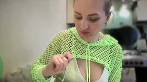 Funny  girl online show from February 16, 5:04 am