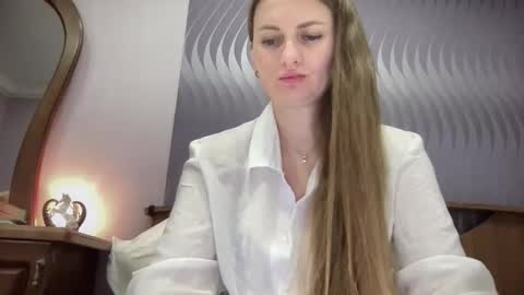 Funny  girl online show from September 14, 6:40 pm