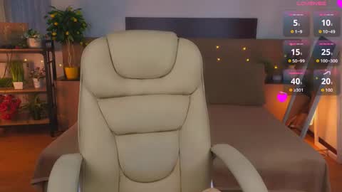 Viola online show from May 27, 1:57 am