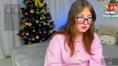 Snapshot of viola_wines chatting on December 20, 11:17 am Viola Wines online show from December 20, 11:17 am