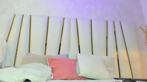 violeet_gray online show from May 24, 11:26 am