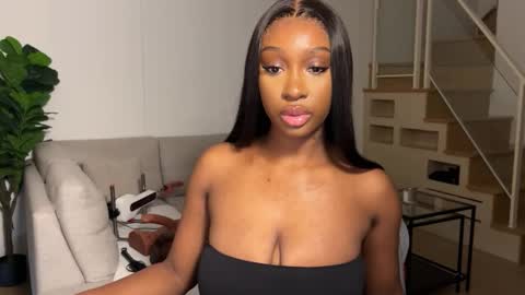 Fantasy Black Girl online show from October 20, 6:25 am