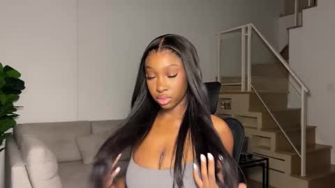 Fantasy Black Girl online show from December 17, 8:20 am