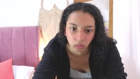 violet__15 online show from February 26, 12:04 pm
