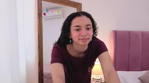 violet__15 online show from March 20, 12:10 pm