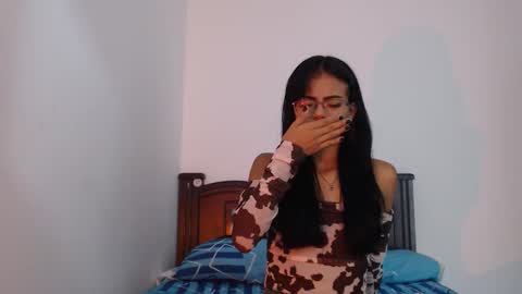 Violet online show from February 16, 2:13 pm