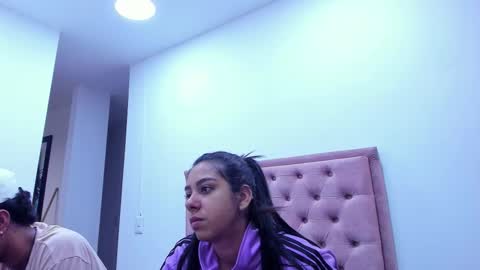 Violet and Myers online show from September 19, 11:33 am