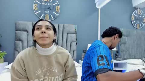 Violet and Myers online show from October 4, 11:19 am