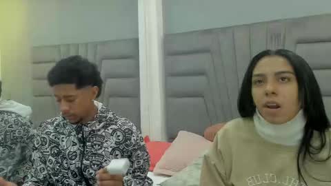 Violet and Myers online show from October 7, 11:51 am