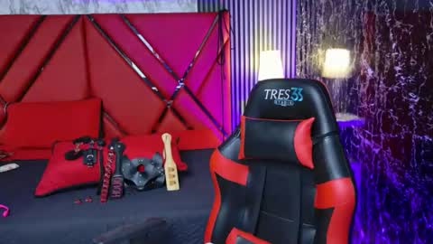 Violet online show from April 21, 12:22 pm