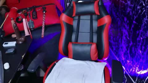 Violet online show from April 22, 12:39 pm