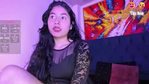 Snapshot of violet_blaze chatting on October 7, 10:23 am online show from October 7, 10:23 am