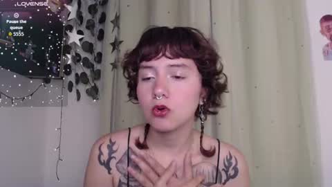 Violet online show from June 13, 7:39 am