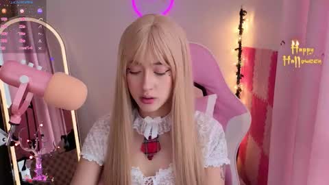 violet online show from October 6, 4:59 pm