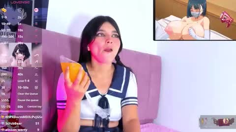Snapshot of violet_fiore chatting on October 21, 3:02 pm Violet Fiore online show from October 21, 3:02 pm