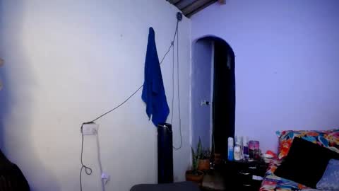 Snapshot of violet_hyuga chatting on October 18, 2:03 am violet_hyuga online show from October 18, 2:03 am