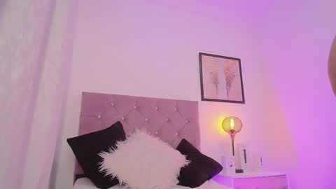 Mary online show from February 10, 12:19 am