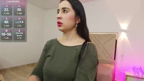 Snapshot of violet_tay1 chatting on October 28, 11:58 am violet_tay1 online show from October 28, 11:58 am