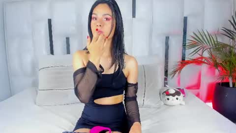 Violet online show from August 10, 4:16 am