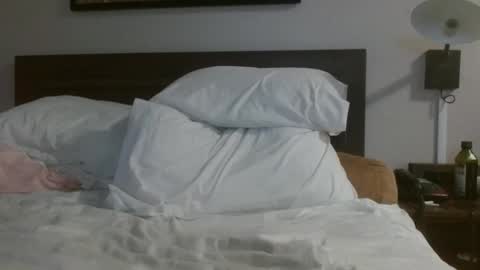 violet_winter97 online show from November 13, 2:32 am