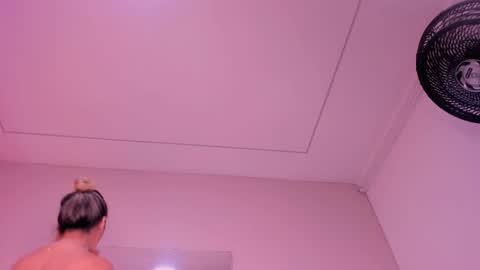 Violeta  online show from December 4, 11:08 am