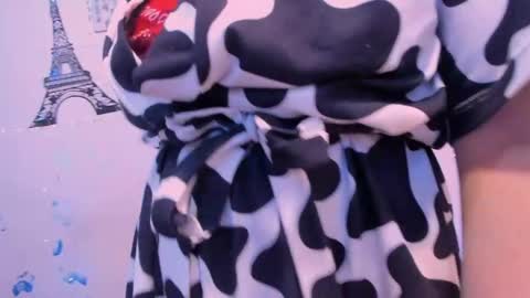 Violeta online show from April 21, 2:51 am