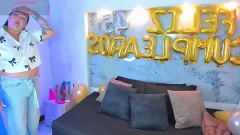 Violet  online show from September 20, 3:51 am