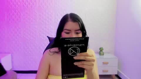     online show from March 21, 9:29 pm