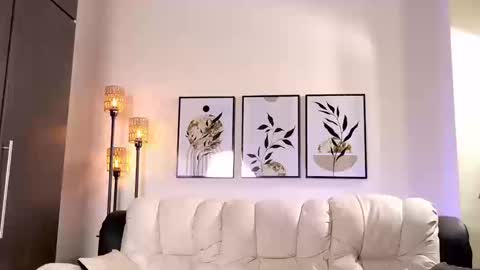 Snapshot of violeta_foxz chatting on March 19, 8:46 pm Violeta online show from March 19, 8:46 pm