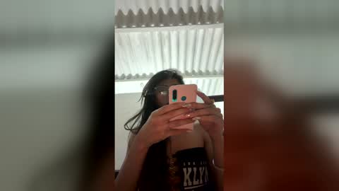 Snapshot of violeta_foxz chatting on March 21, 8:52 am Violeta online show from March 21, 8:52 am