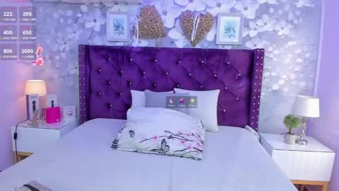 violeta_medina online show from April 24, 3:09 am