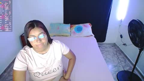 violeta_rouses online show from December 14, 7:58 am