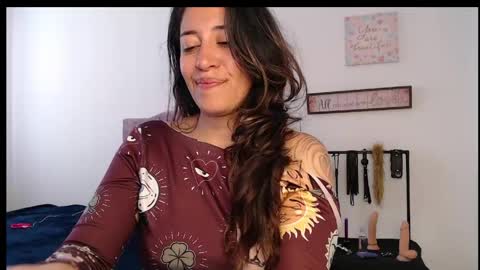 Snapshot of violeta_scott_ chatting on May 6, 2:55 pm violeta_scott_ online show from May 6, 2:55 pm