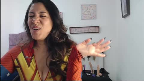 Snapshot of violeta_scott_ chatting on May 18, 1:50 pm violeta_scott_ online show from May 18, 1:50 pm