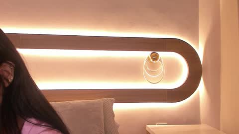 Violeta Sum online show from March 23, 12:20 pm