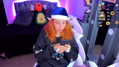 Violeta  Help me reach 150 thumbs up    online show from December 24, 12:44 am