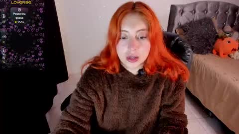 Violeta  Help me reach 150 thumbs up    online show from April 30, 3:57 am