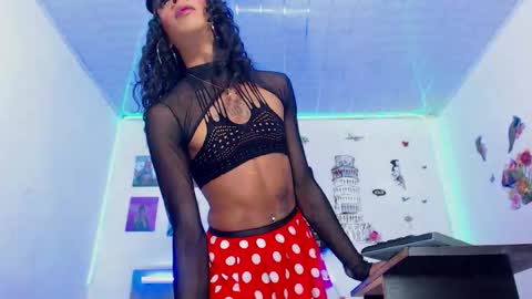 violetaconny online show from March 27, 2:06 am