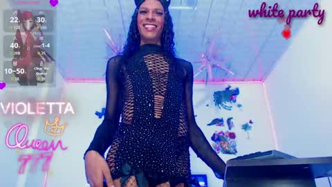 violetaconny online show from April 22, 7:22 am