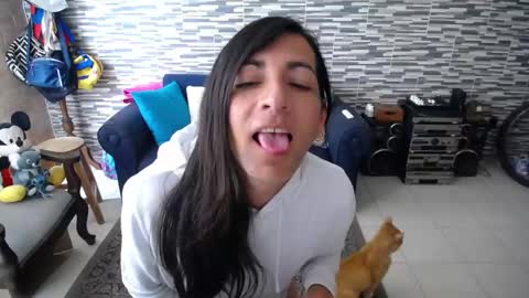 Violeta Gmez online show from April 20, 3:26 pm