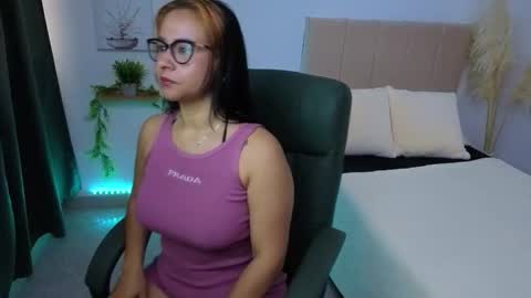 VioletaMedusa online show from September 29, 11:59 am