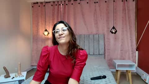Snapshot of violetascott_ chatting on January 16, 8:36 pm VIOLETA online show from January 16, 8:36 pm