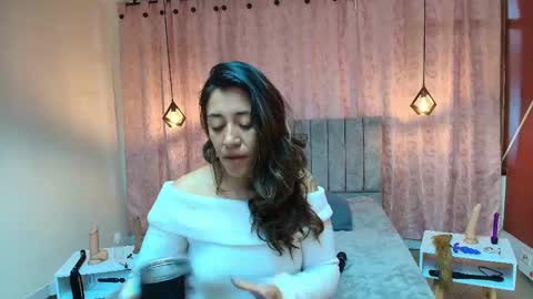 Snapshot of violetascott_ chatting on September 19, 1:23 pm VIOLETA online show from September 19, 1:23 pm
