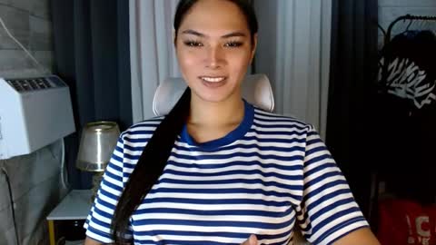 violet online show from October 10, 12:42 am