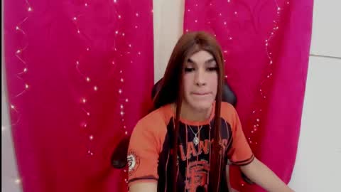 Snapshot of violetevans69 chatting on November 23, 5:51 am Violett online show from November 23, 5:51 am